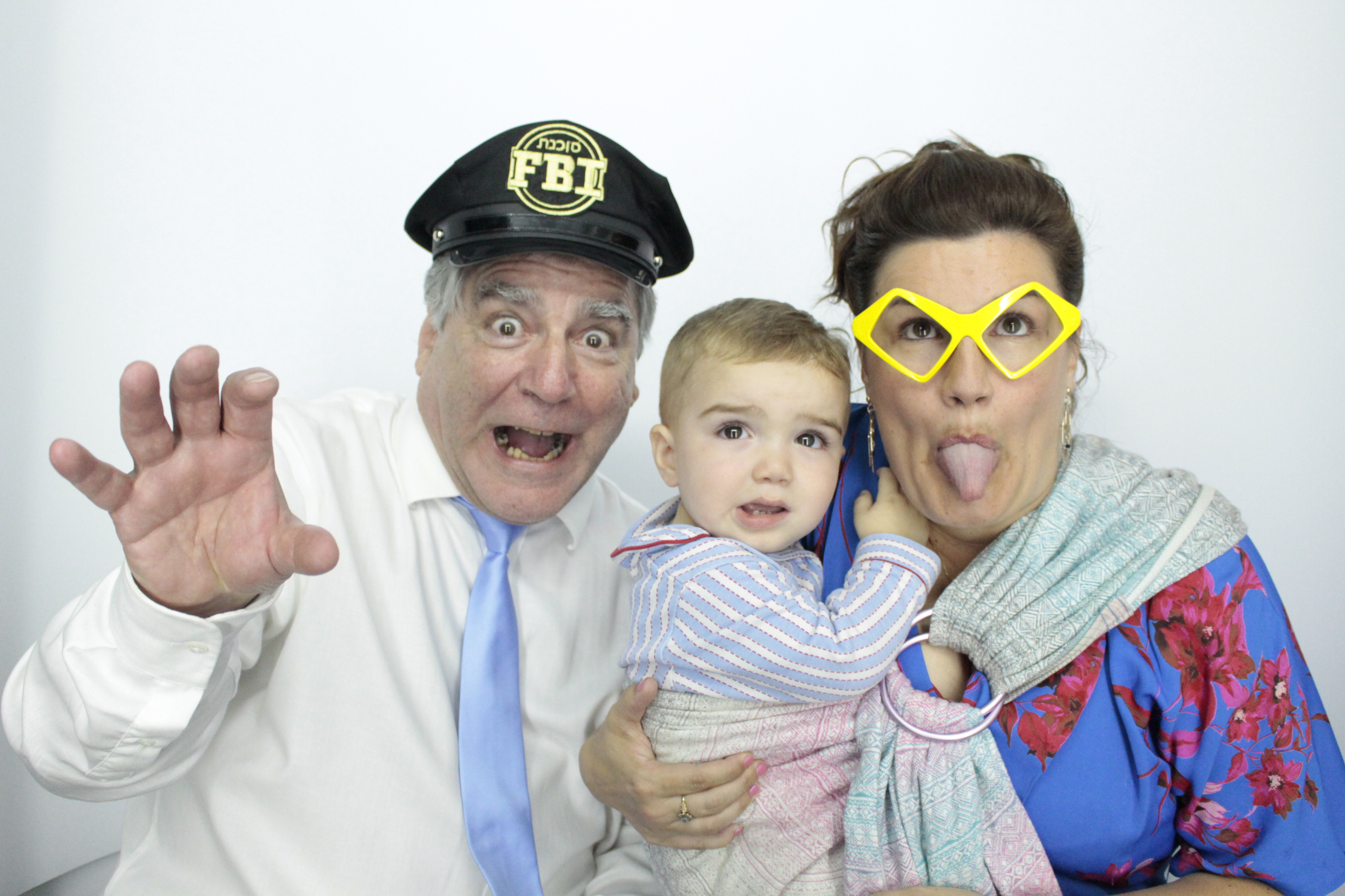 Louise & Dan's Big Day | View more photos from the event at gallery.myphotoboothexperience.co.uk/u/MyPhotoBoothExperienceLtd/Louise-Dans-Big-Day